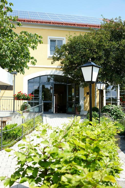 Hotel Eberl Hattenhofen  Exterior foto